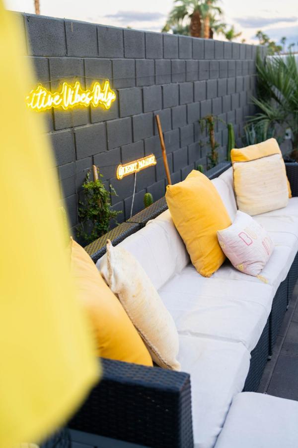 Desert Paradise Salt Water Pool & Spa 1 Mile To Coachella Fest Indio Ngoại thất bức ảnh